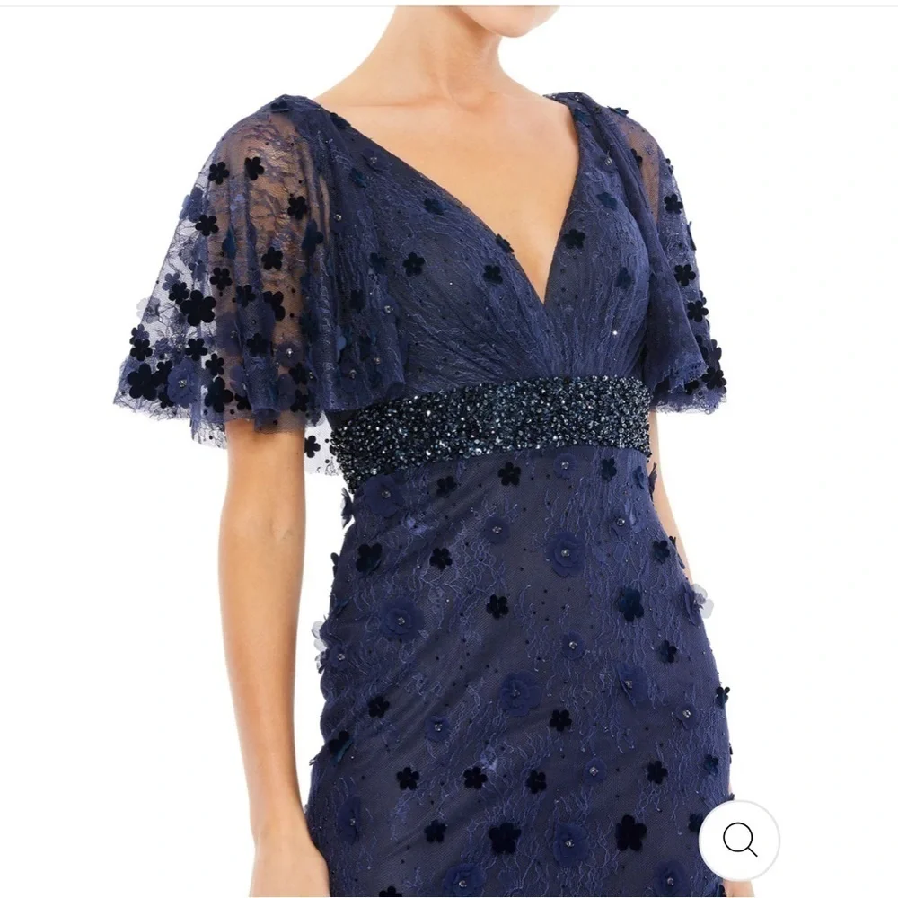 Mac Duggal EMBELLISHED FLORAL GOWN in Midnight Size 6 NEW $698